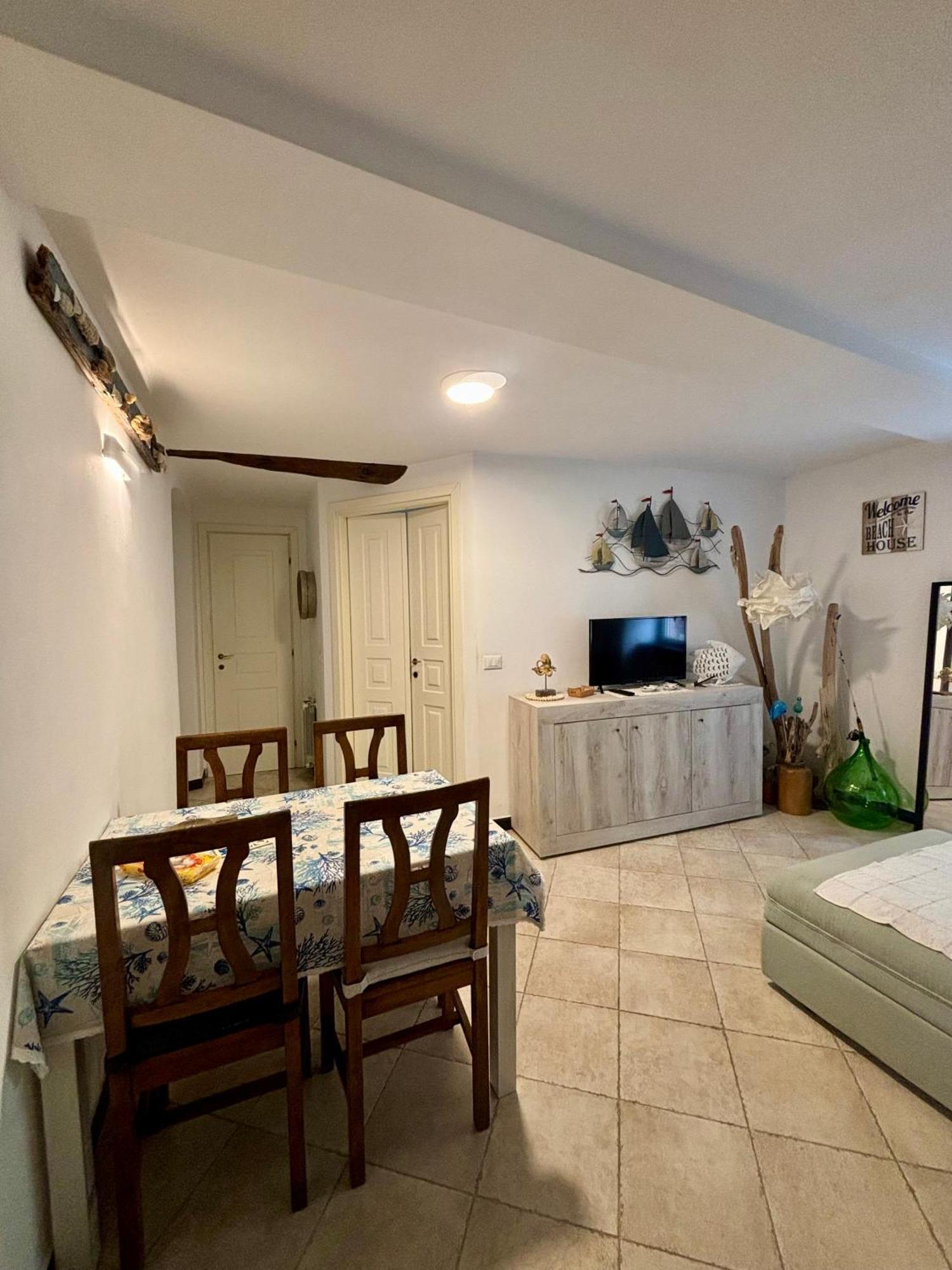Apartamento Trentapassidalmare Quinto Al Mare Génova Exterior foto