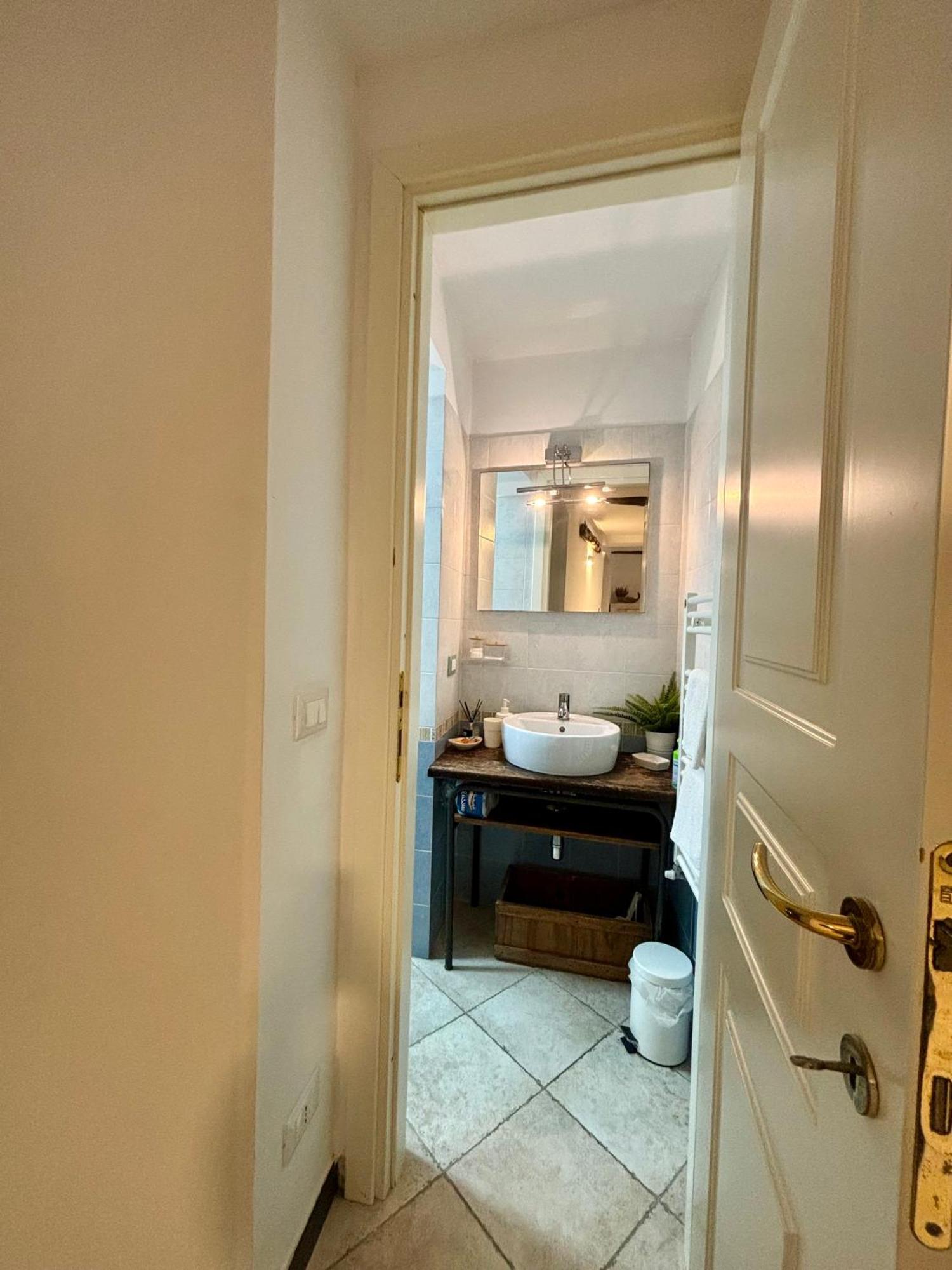 Apartamento Trentapassidalmare Quinto Al Mare Génova Exterior foto