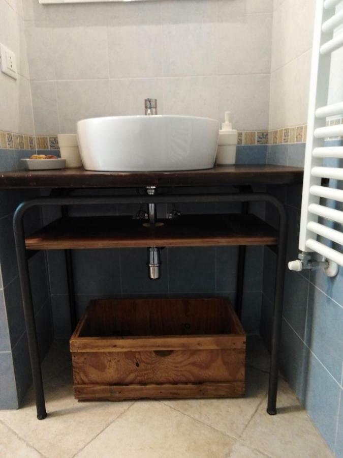 Apartamento Trentapassidalmare Quinto Al Mare Génova Exterior foto